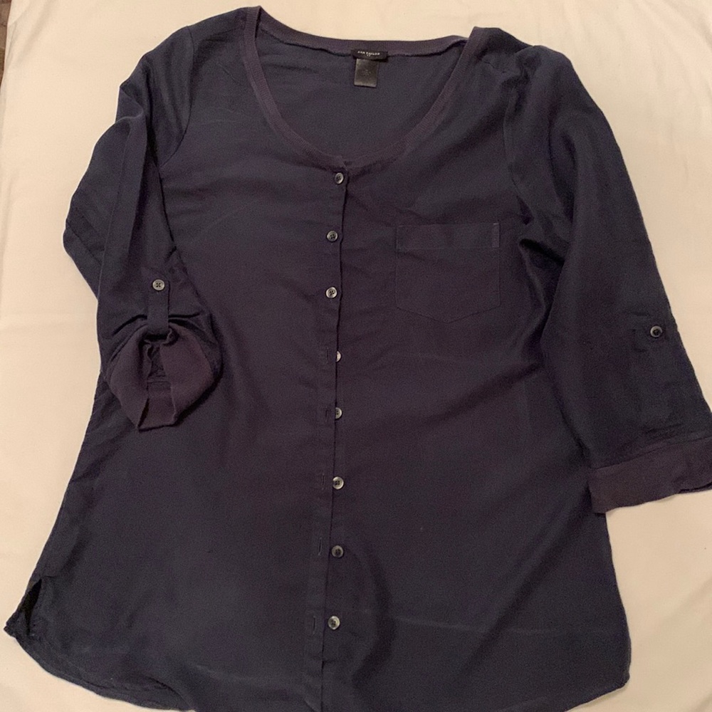 Ann Taylor - ladies top Navy full button front, 3/4 sleeves